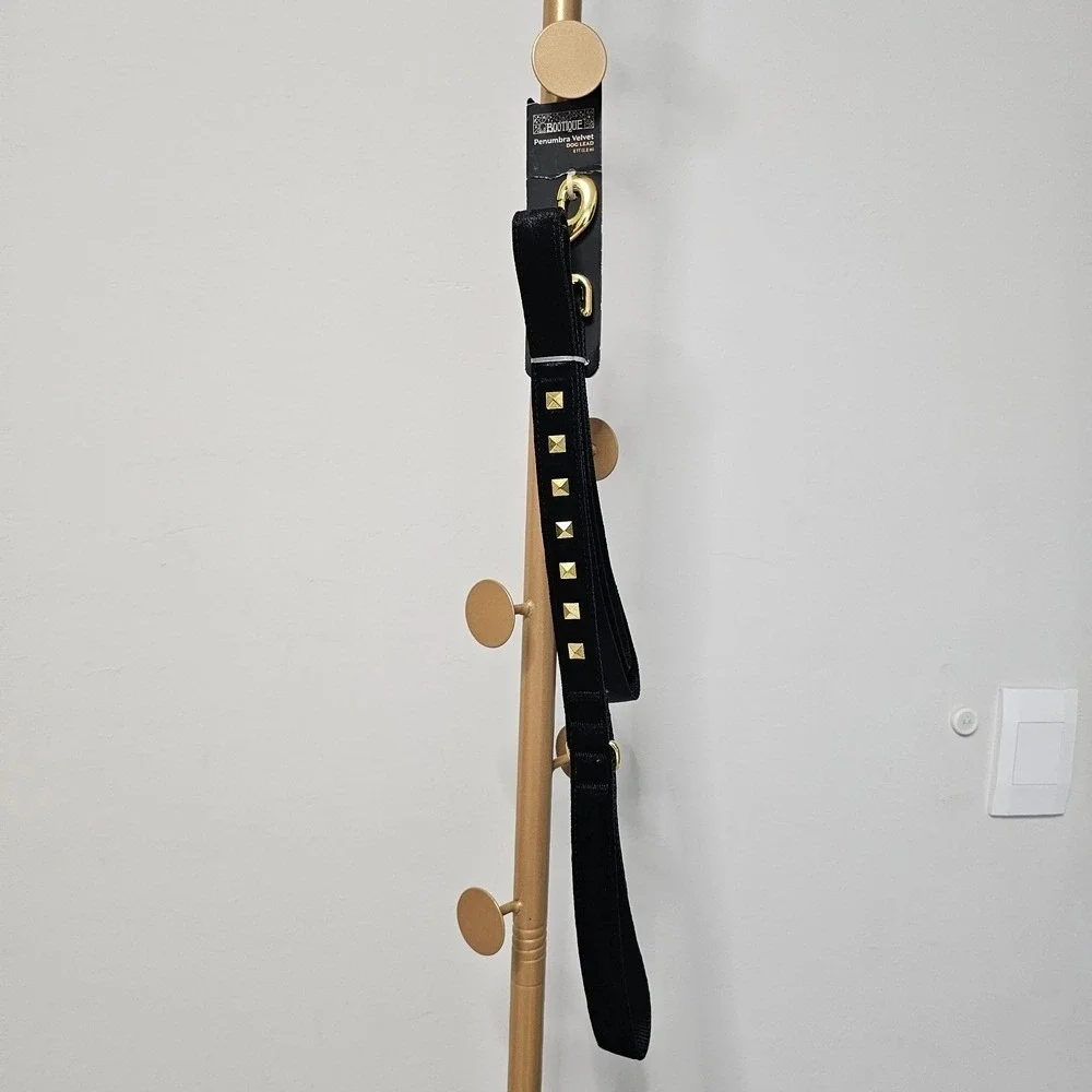 Bootique Black Velvet Dog 6 Foot‎ Lead with Gold Stud Hardware